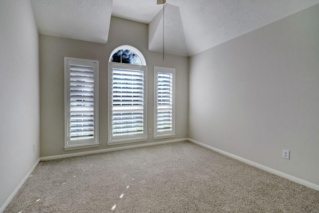 4219 Copper Creek - Photo 5