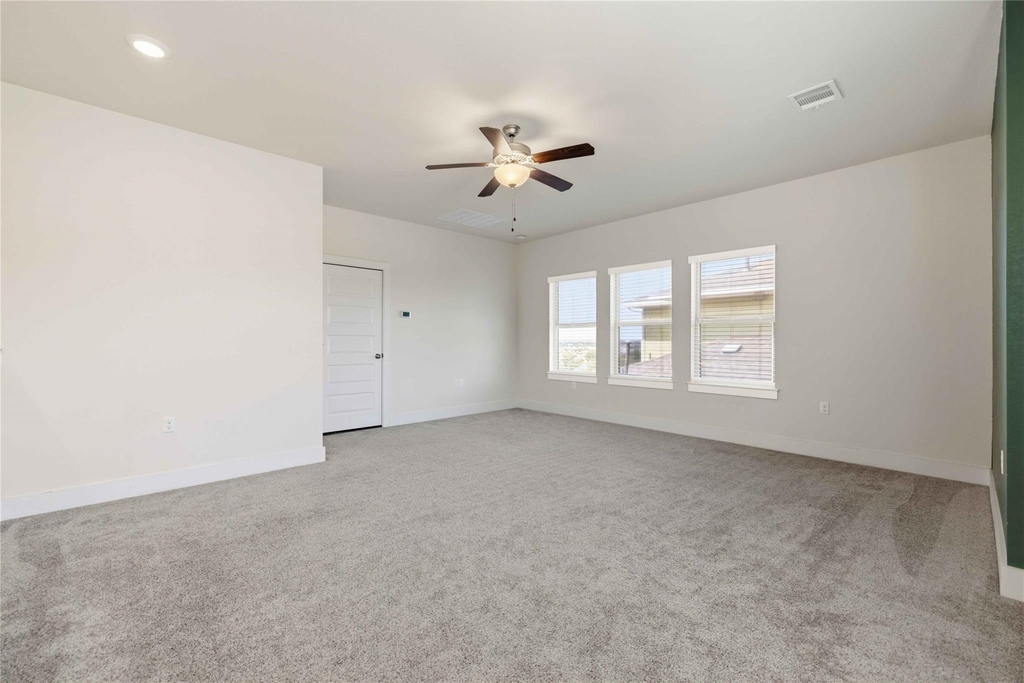 1722 Rowdy Loop - Photo 21