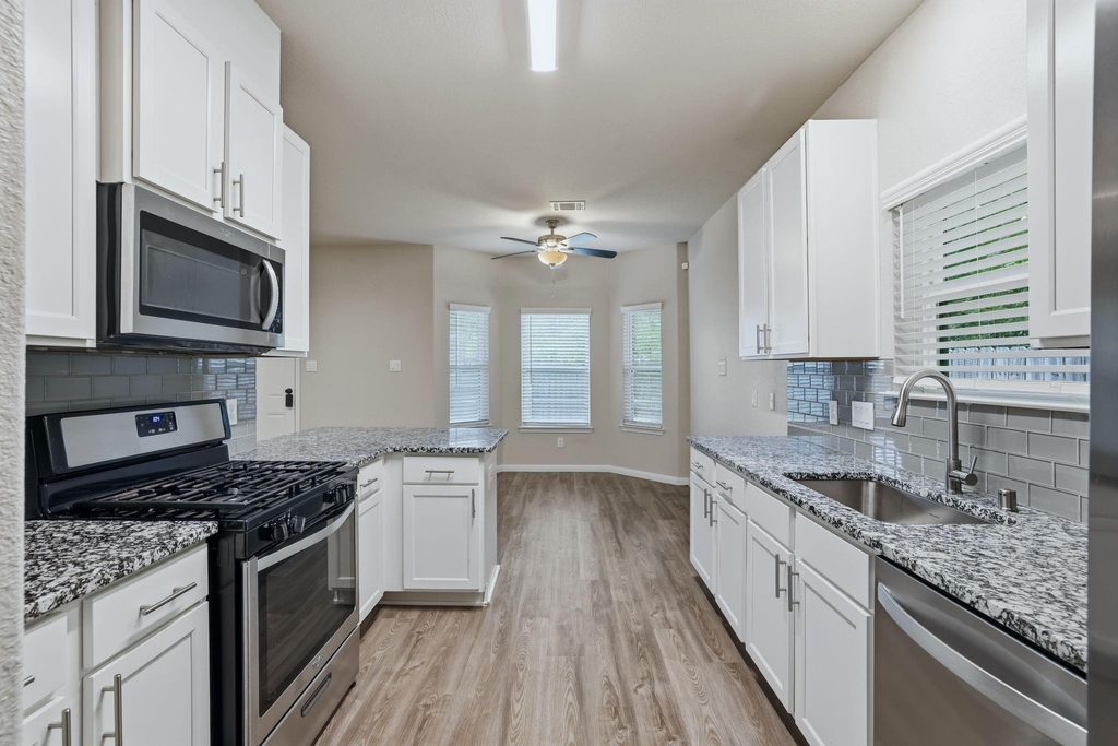 4834 Van Fleet Street - Photo 4