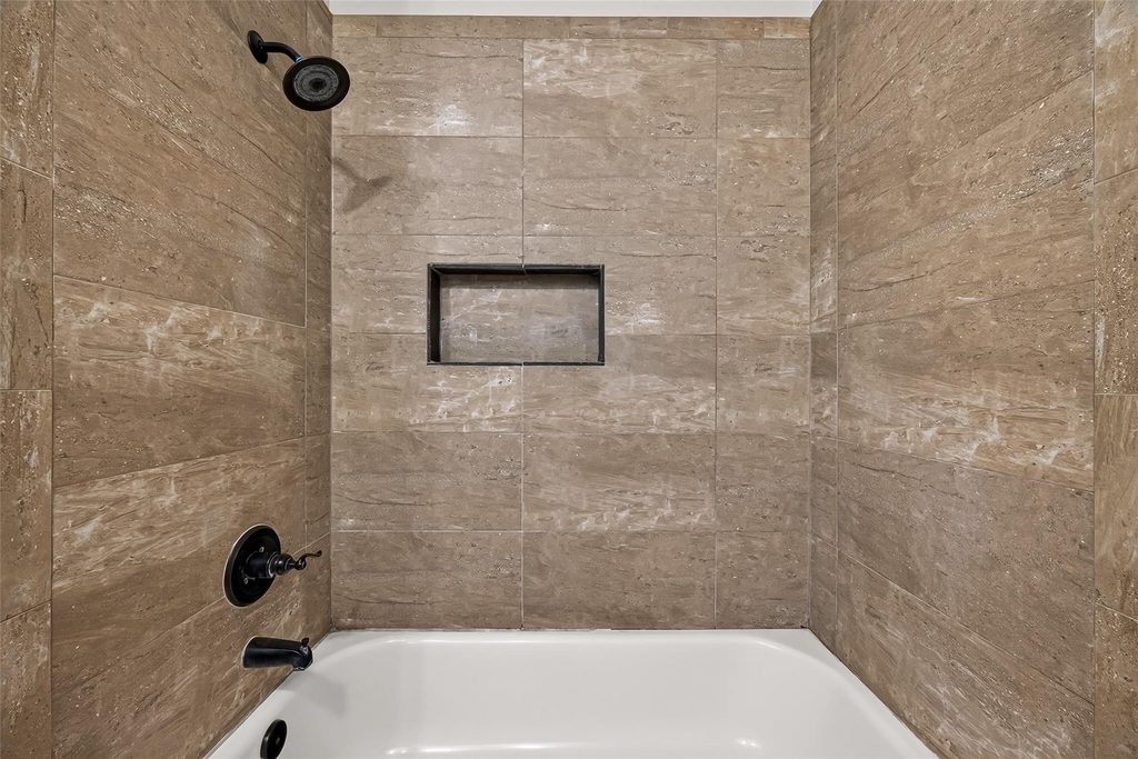 11710 N Petersham Drive - Photo 36