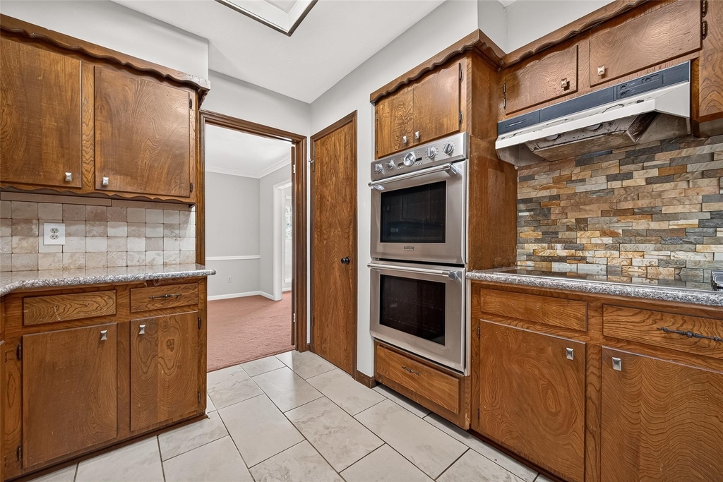 11710 N Petersham Drive - Photo 16