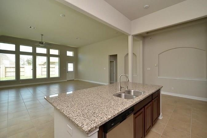 16911 Lady Bird Lake Court - Photo 4