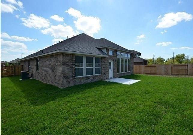 16911 Lady Bird Lake Court - Photo 13