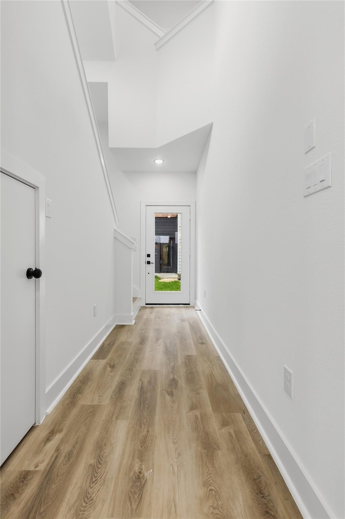 812 Elkhart Street - Photo 10