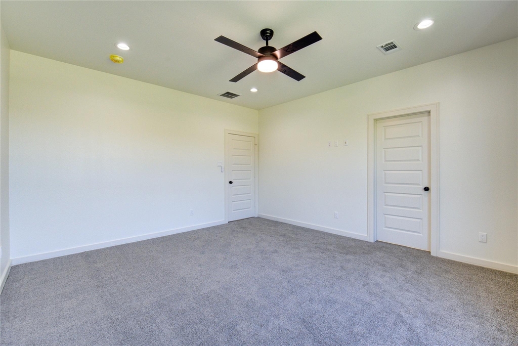 2922 El Fenice Lane - Photo 2