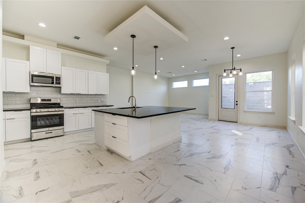 2922 El Fenice Lane - Photo 38