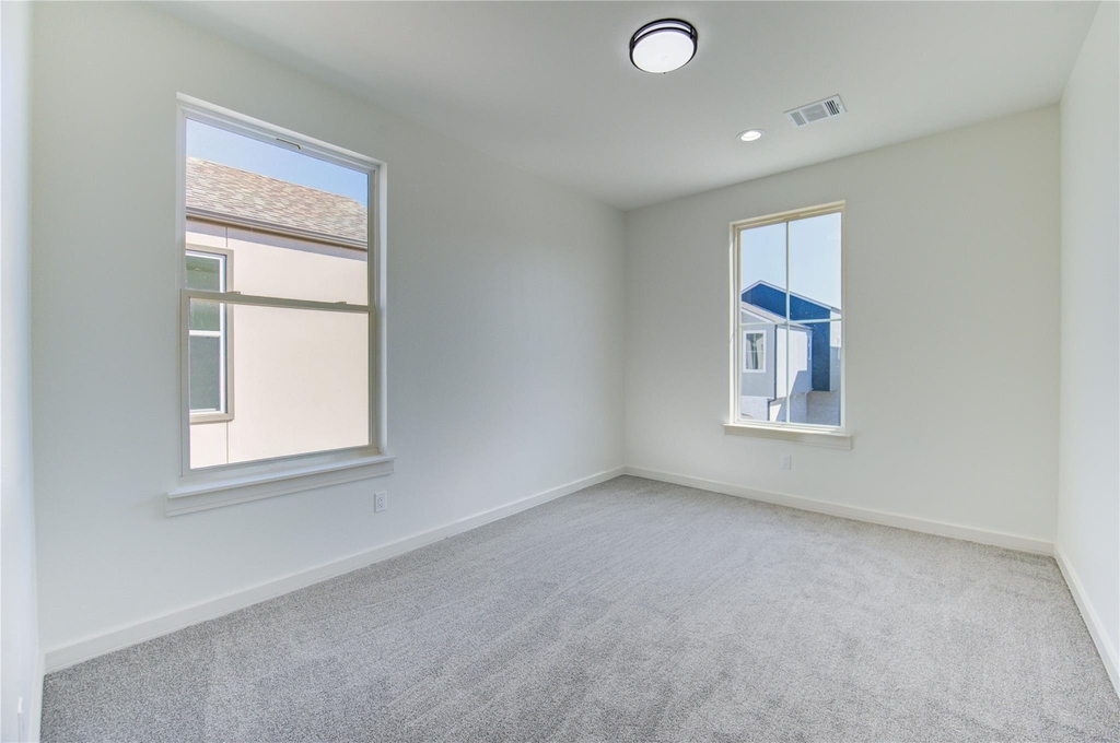 2922 El Fenice Lane - Photo 19