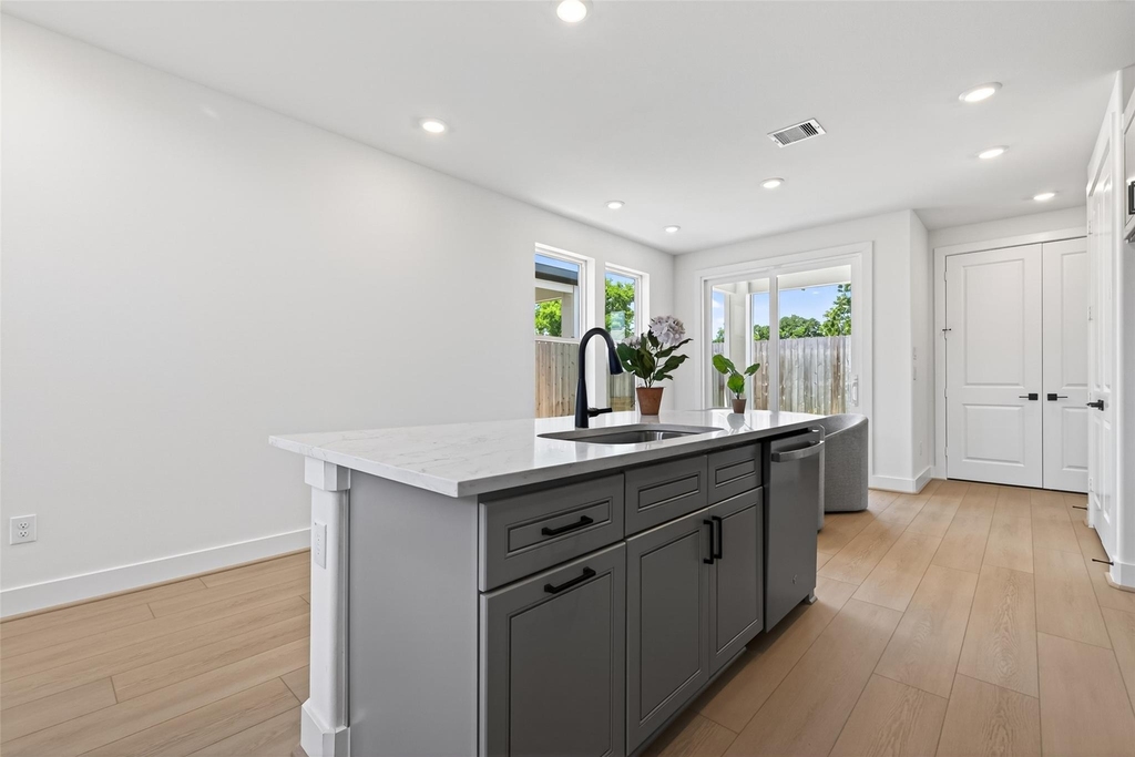 4333 Avron Drive - Photo 17