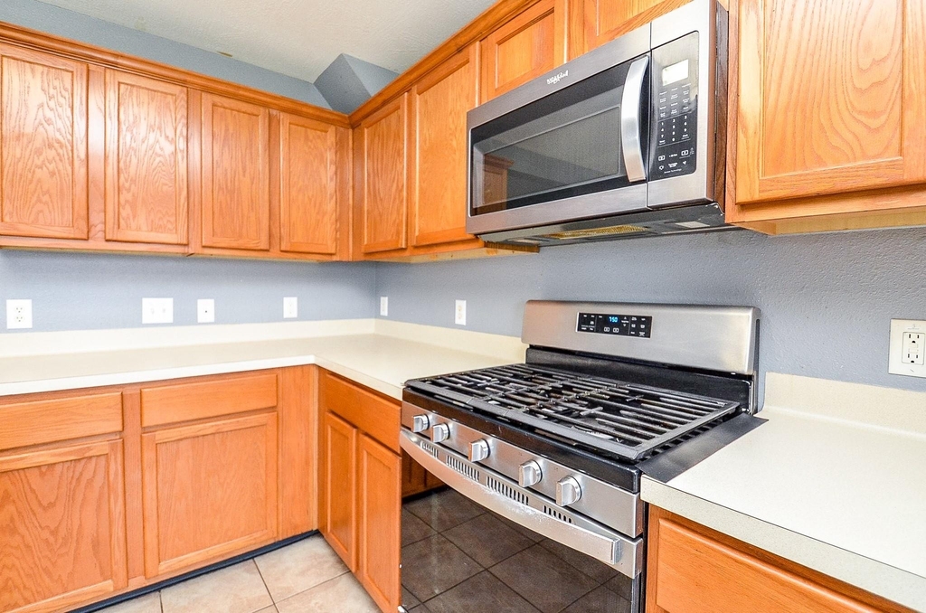 1910 Poco Drive - Photo 10