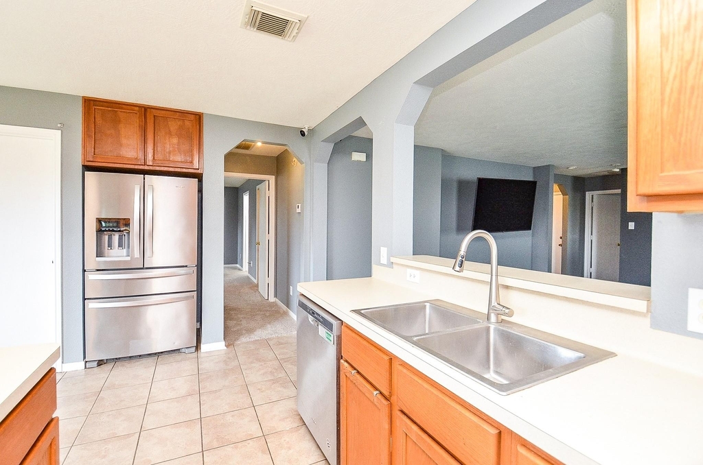 1910 Poco Drive - Photo 11