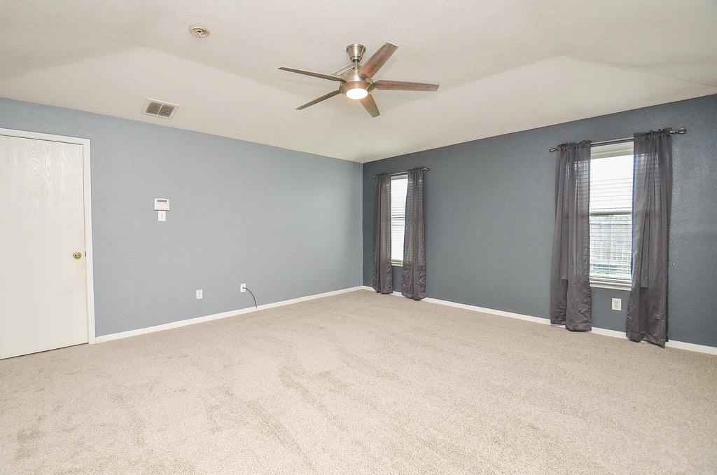 1910 Poco Drive - Photo 14