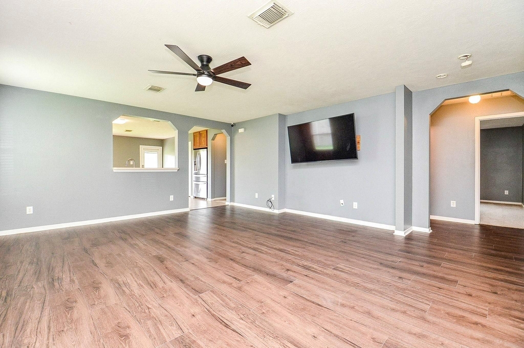 1910 Poco Drive - Photo 5