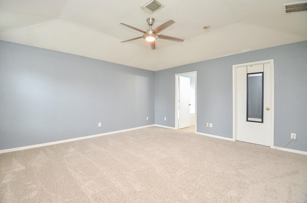 1910 Poco Drive - Photo 15