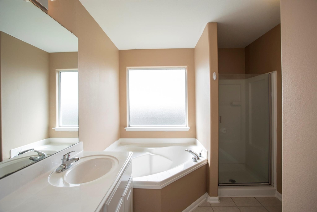 4302 Pecos River Drive - Photo 5
