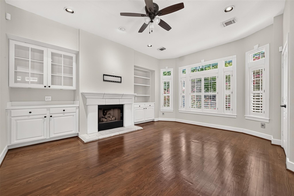 6308 Schuler Street - Photo 0
