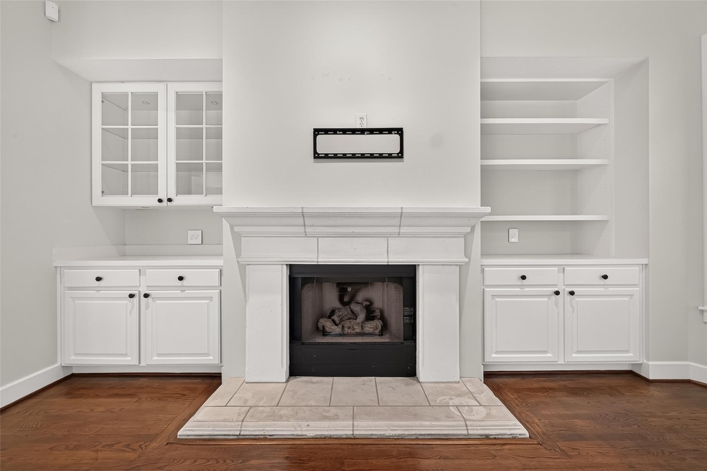 6308 Schuler Street - Photo 9