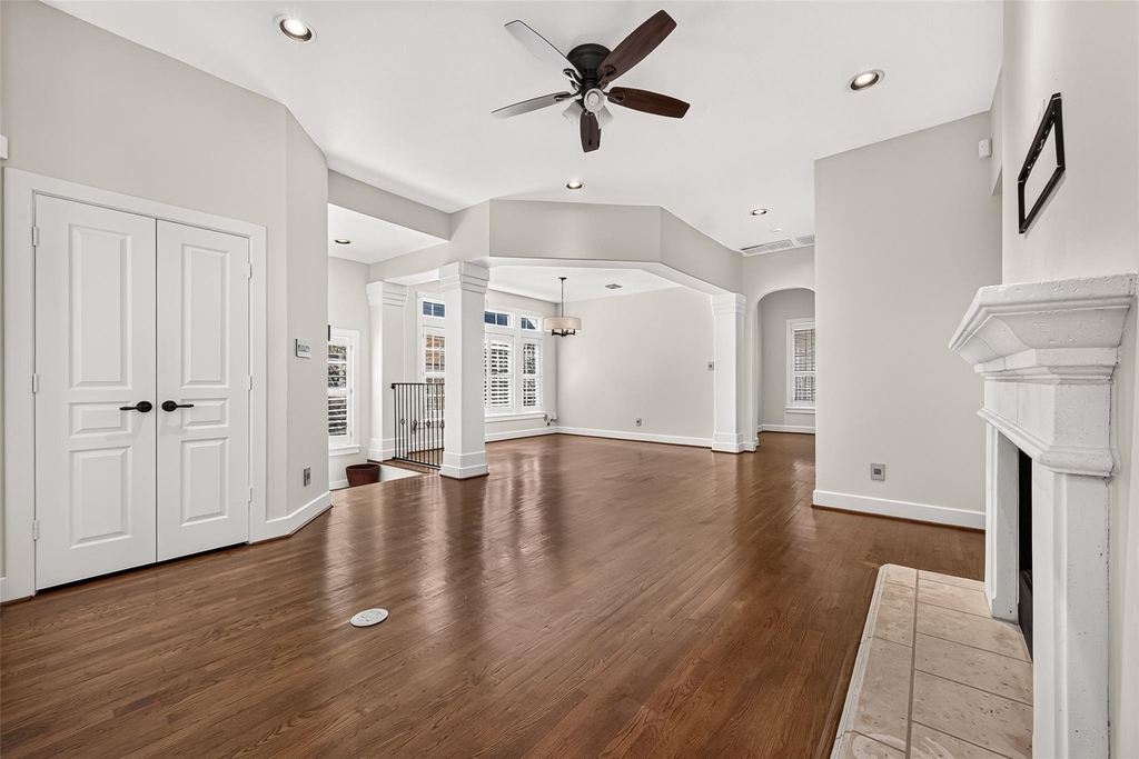 6308 Schuler Street - Photo 7