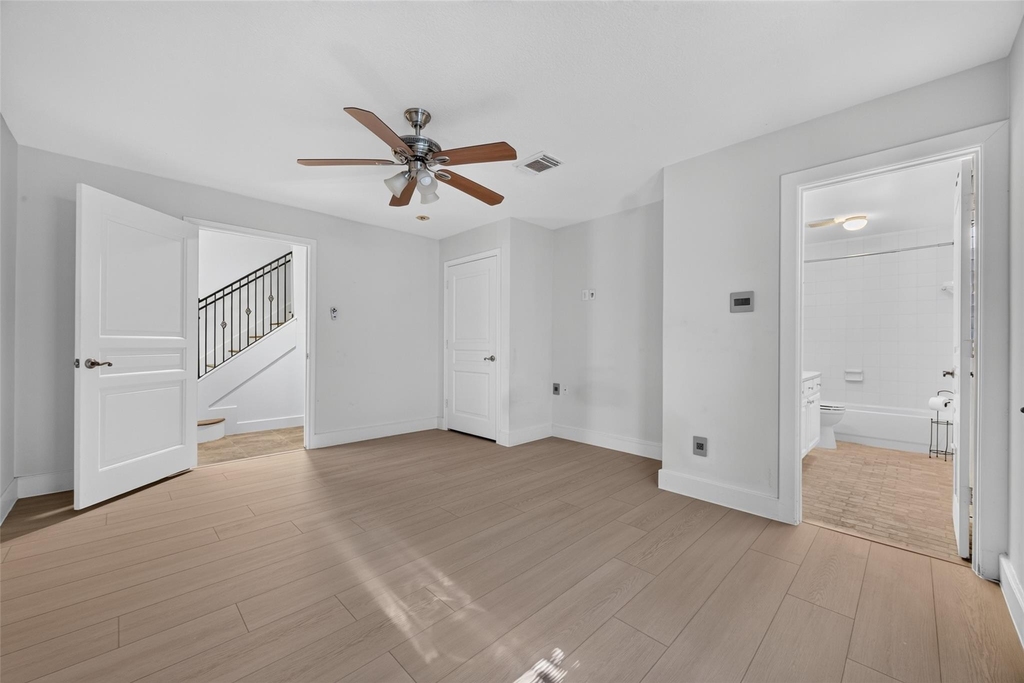 6308 Schuler Street - Photo 44