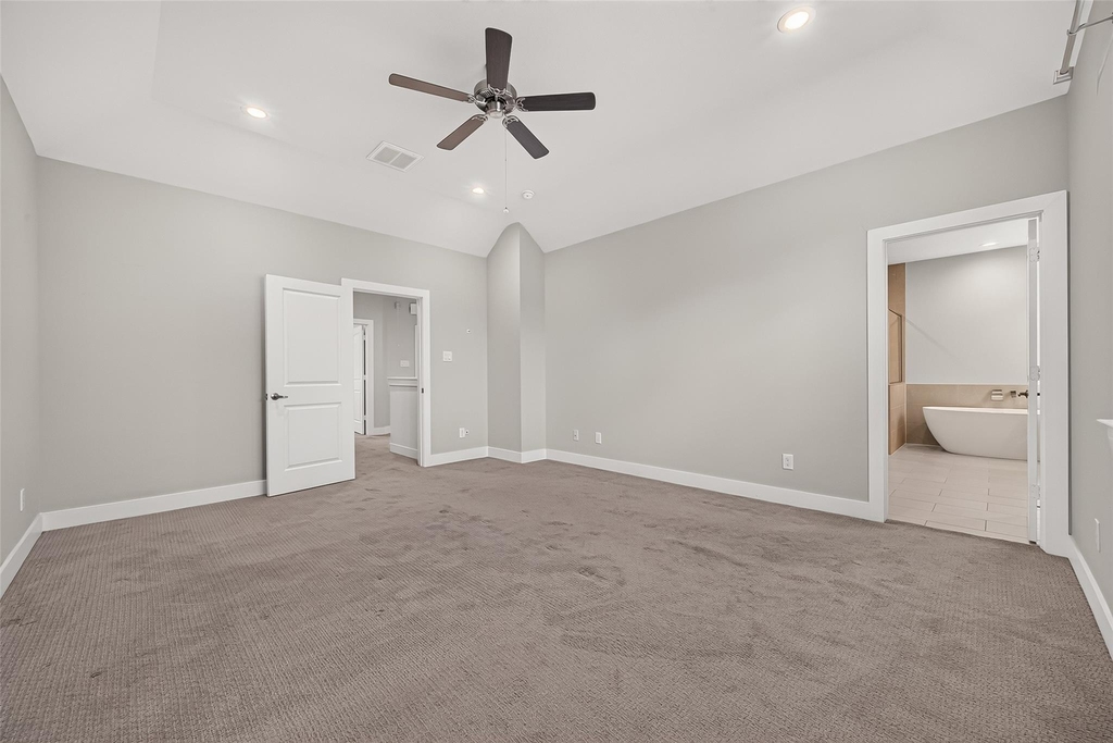 8802 Hollister Pine Court - Photo 40