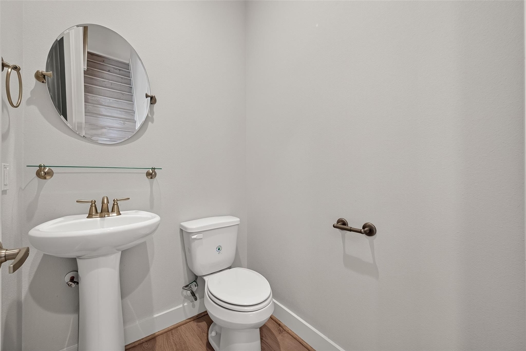 8802 Hollister Pine Court - Photo 16