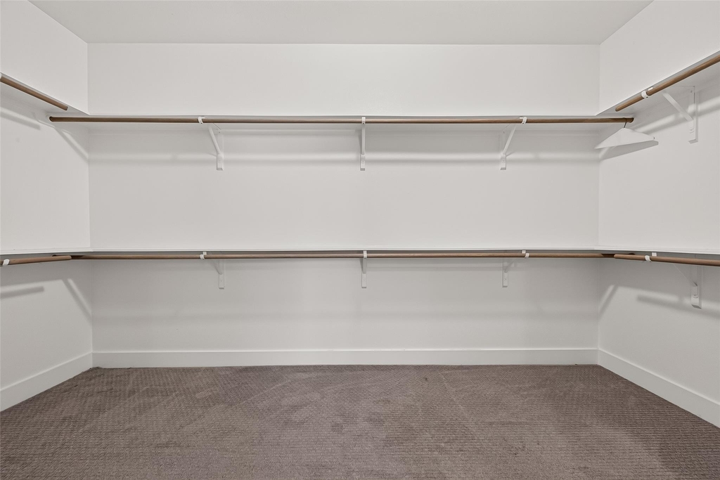 8802 Hollister Pine Court - Photo 45