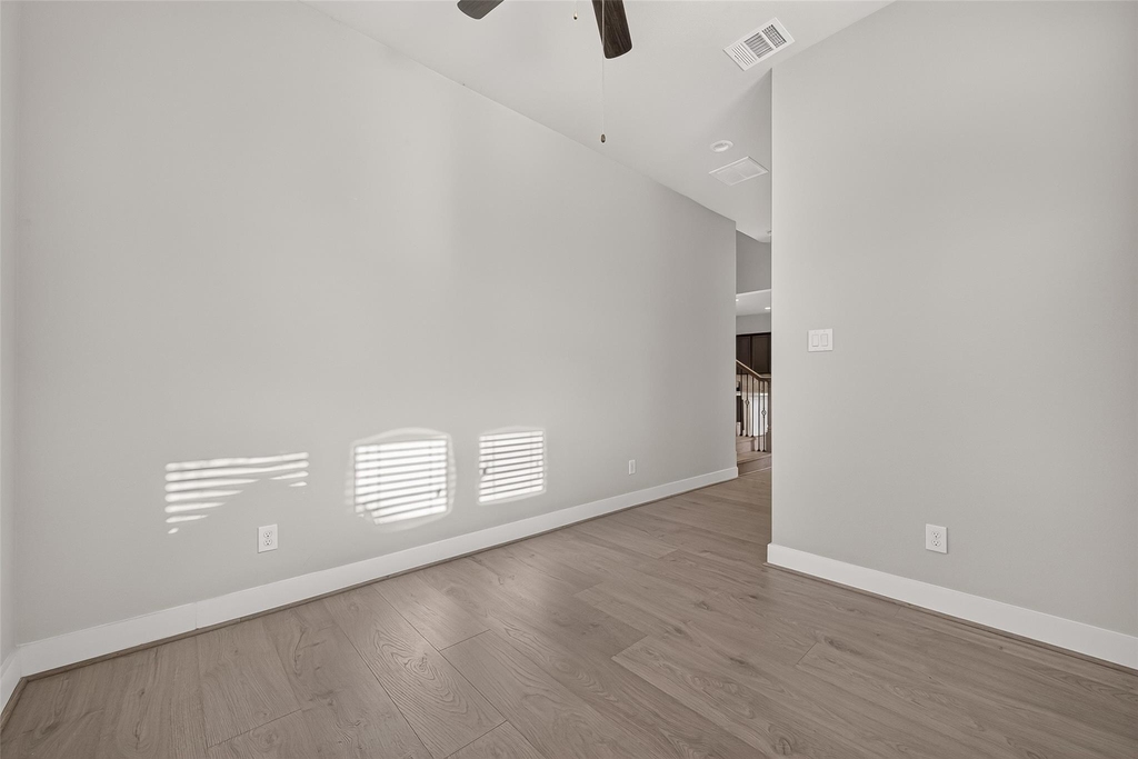 8802 Hollister Pine Court - Photo 12