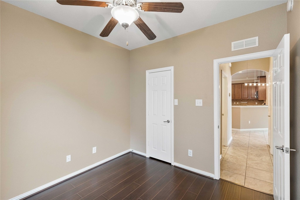 13814 Mckinney Creek Lane - Photo 29