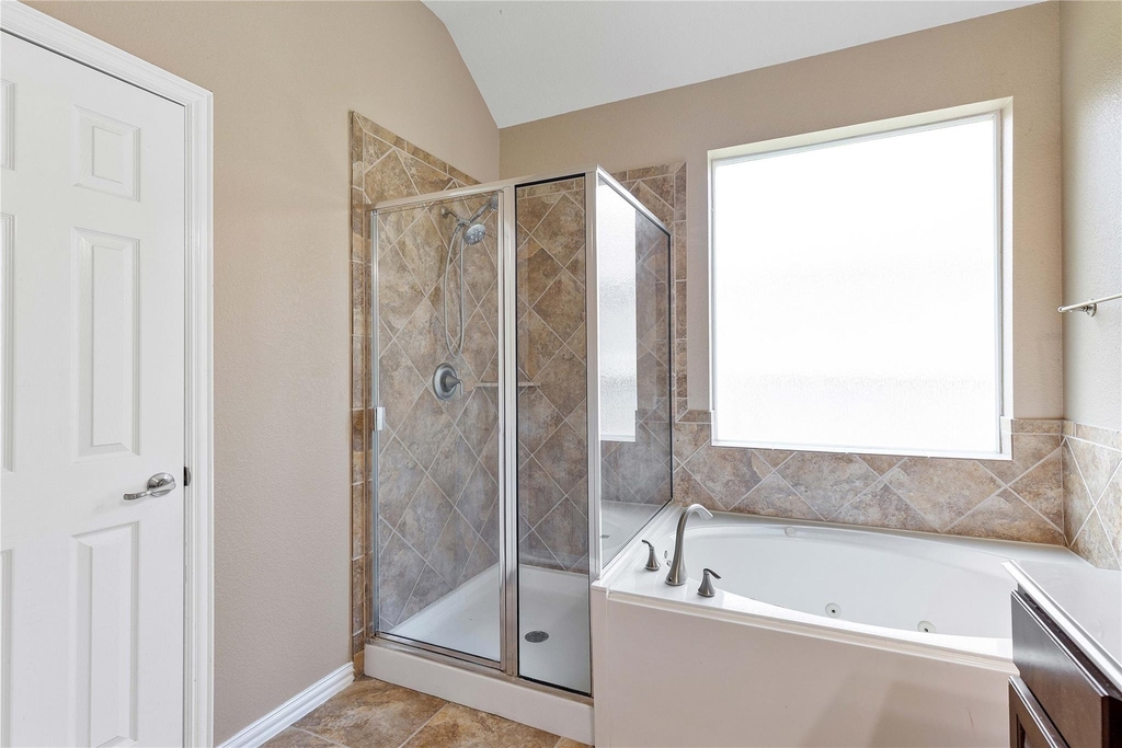 13814 Mckinney Creek Lane - Photo 19