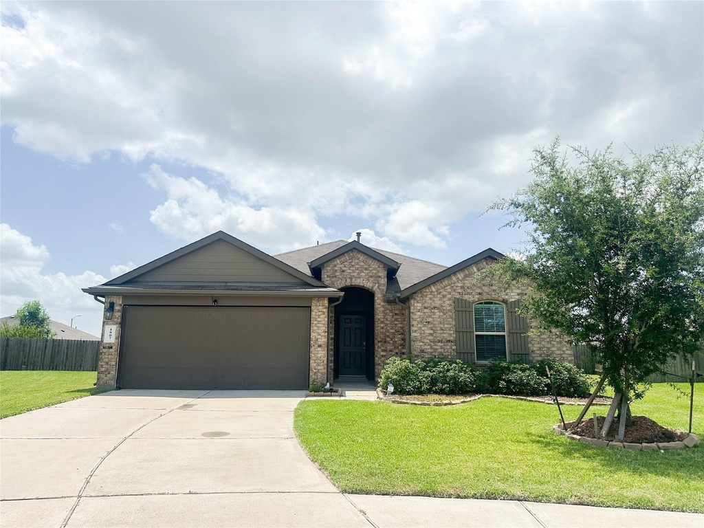 1807 Brady Shores Drive - Photo 0