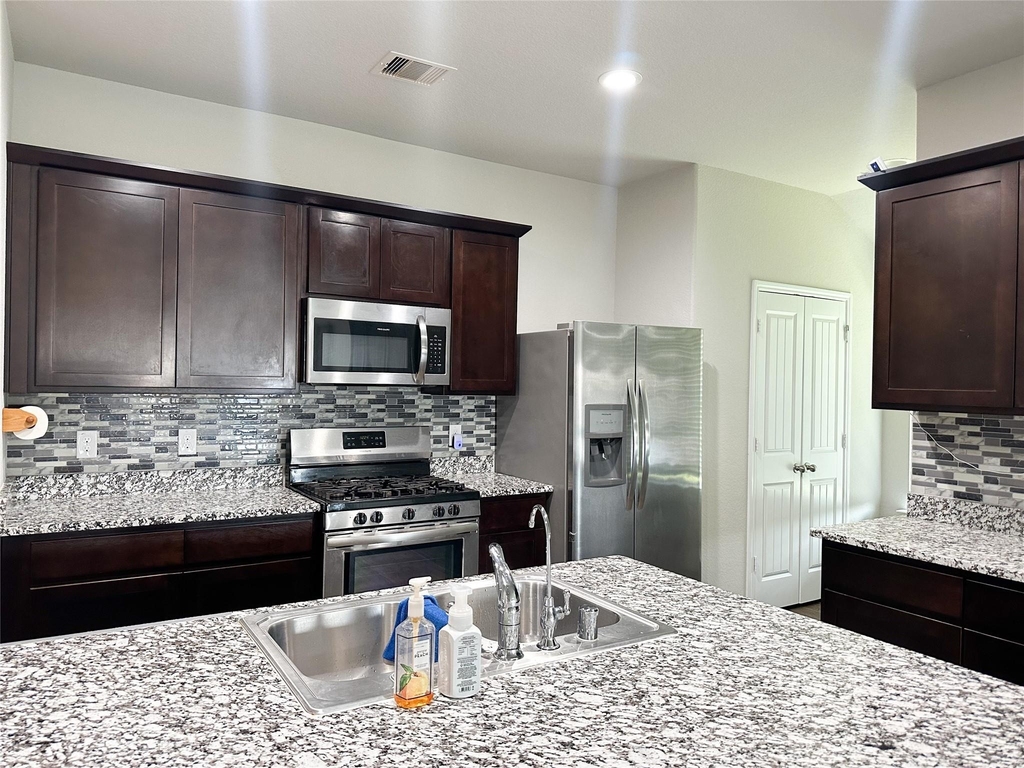1807 Brady Shores Drive - Photo 2