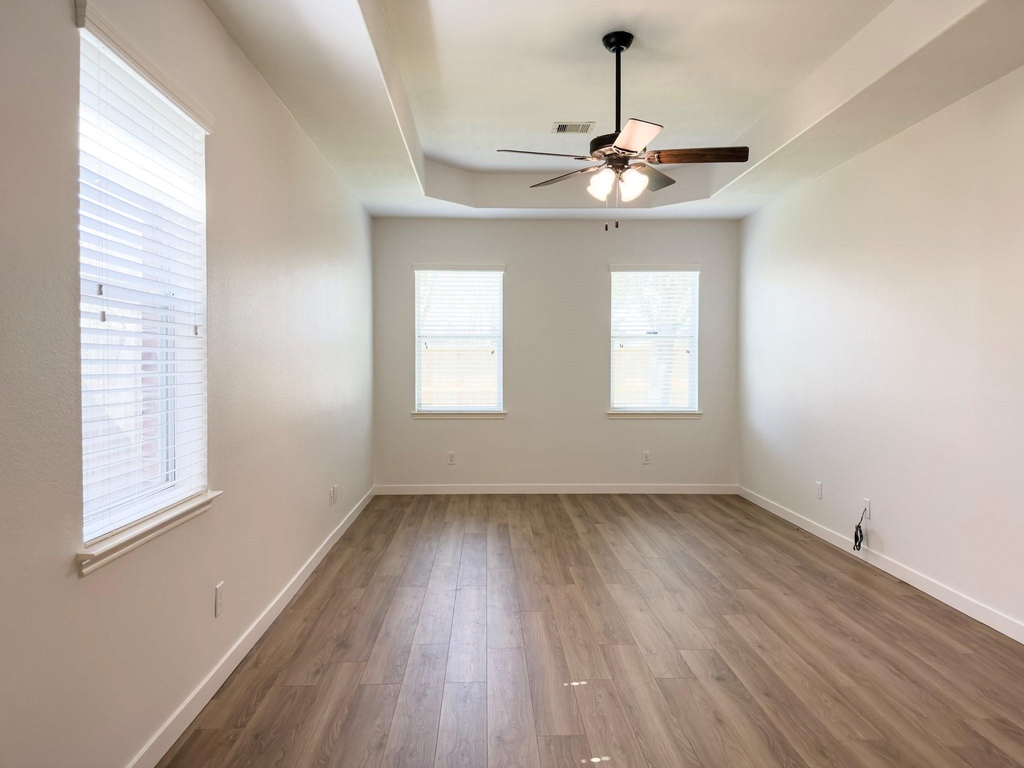 2802 Ridgeglen Lane - Photo 20