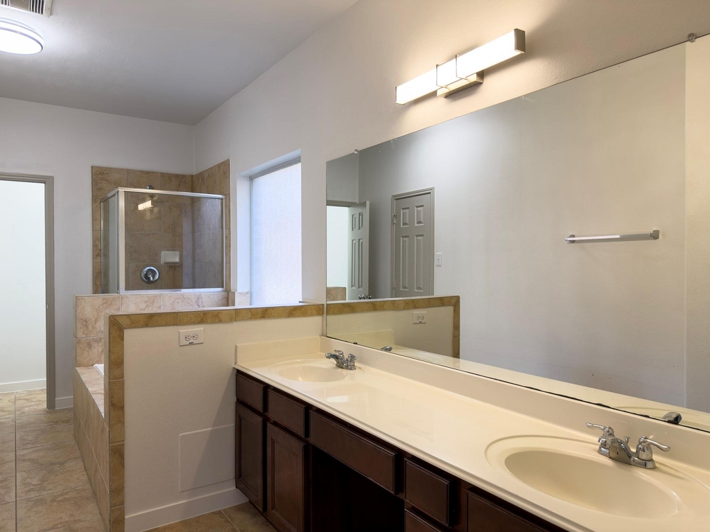 2802 Ridgeglen Lane - Photo 21
