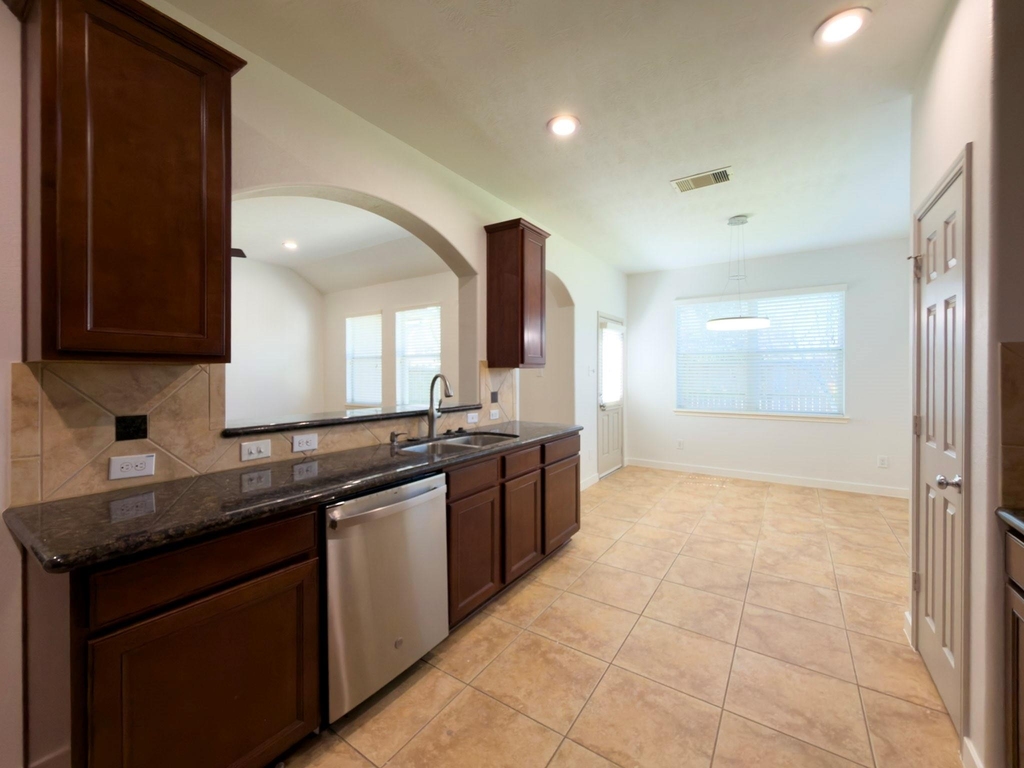 2802 Ridgeglen Lane - Photo 18