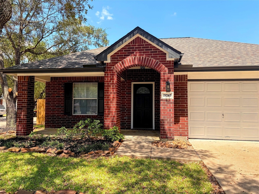 21742 Winsome Rose Court - Photo 3