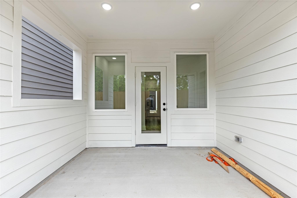 812 Elkhart Street - Photo 27
