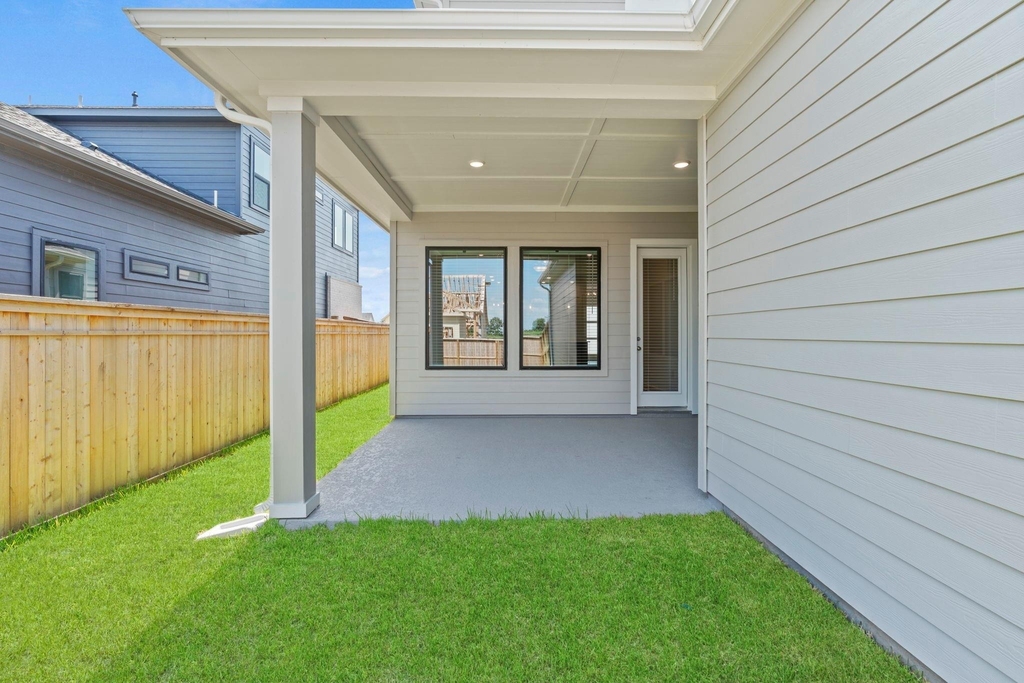 2718 Cottage Place - Photo 13