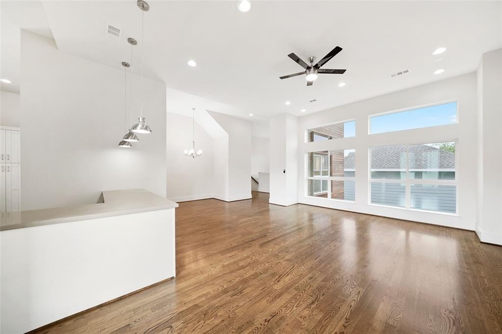 1539 W 23rd Street - Photo 12