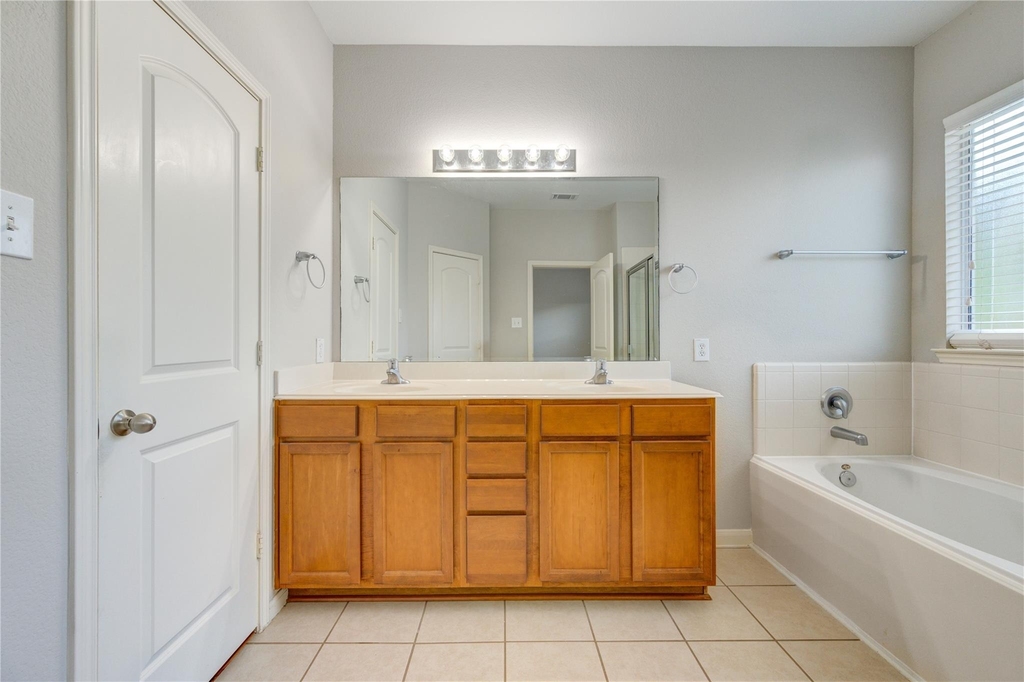 6030 Starbrook Creek Drive - Photo 23