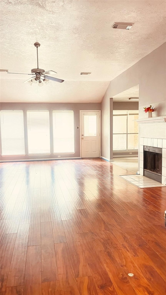 6406 Bayou Crest Drive - Photo 0