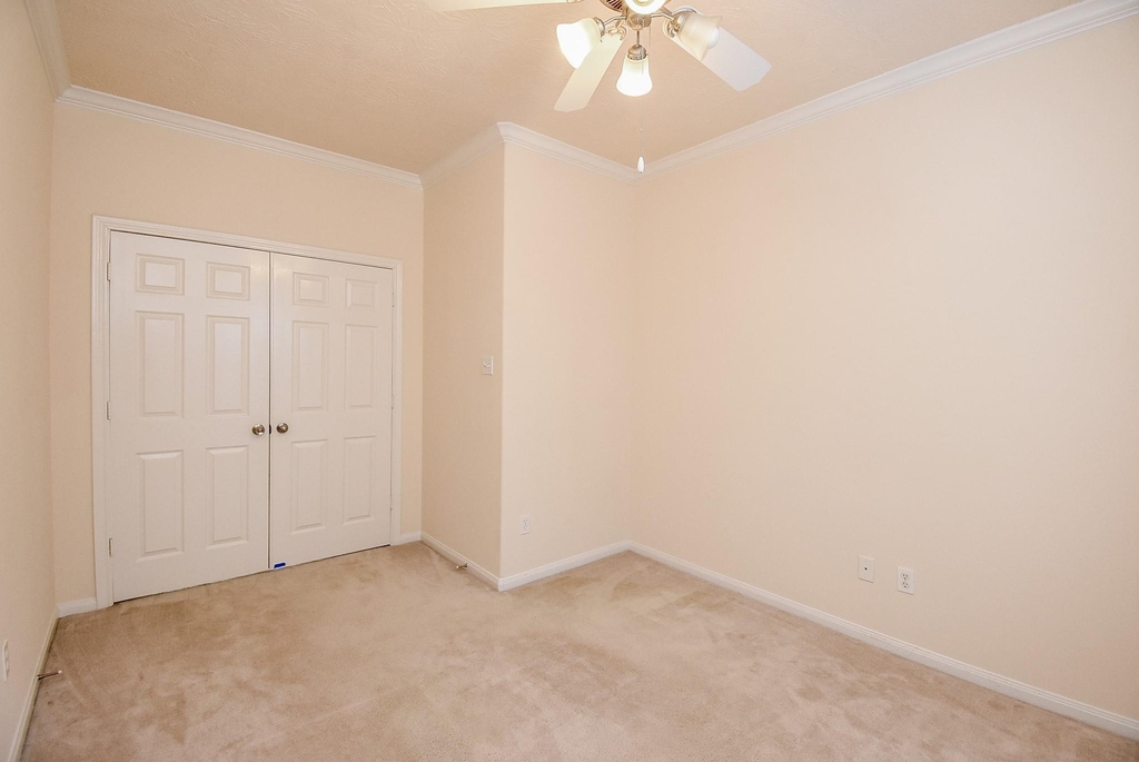 10727 Gilford Crest Drive - Photo 30