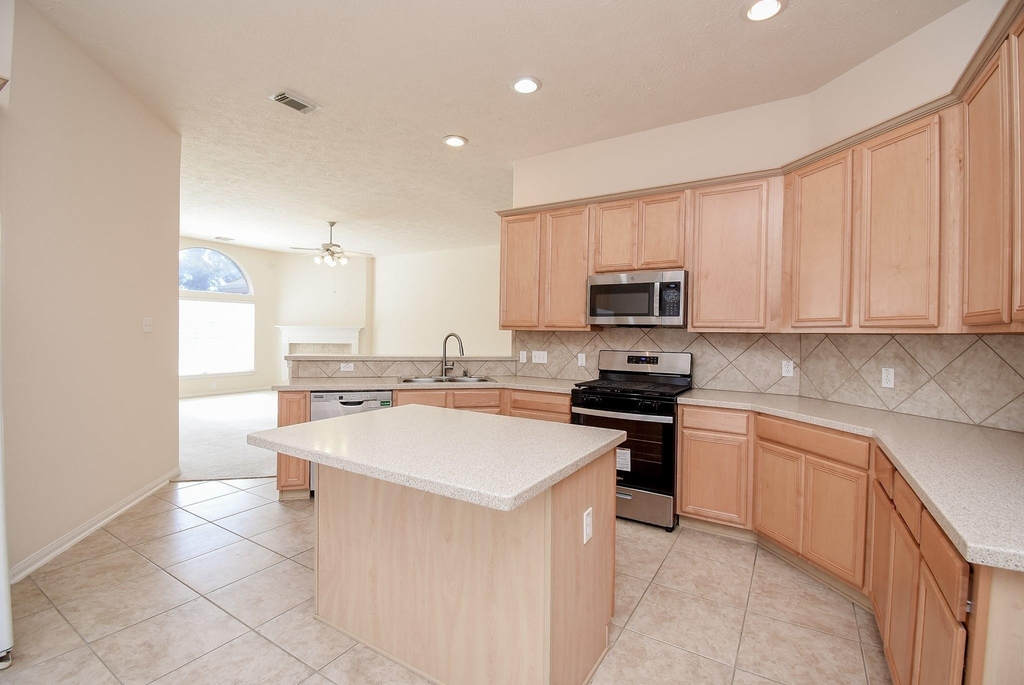 10727 Gilford Crest Drive - Photo 22