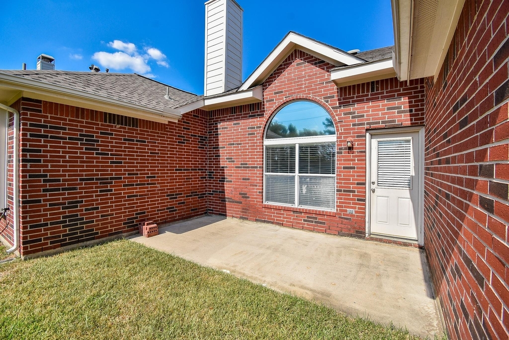 10727 Gilford Crest Drive - Photo 39