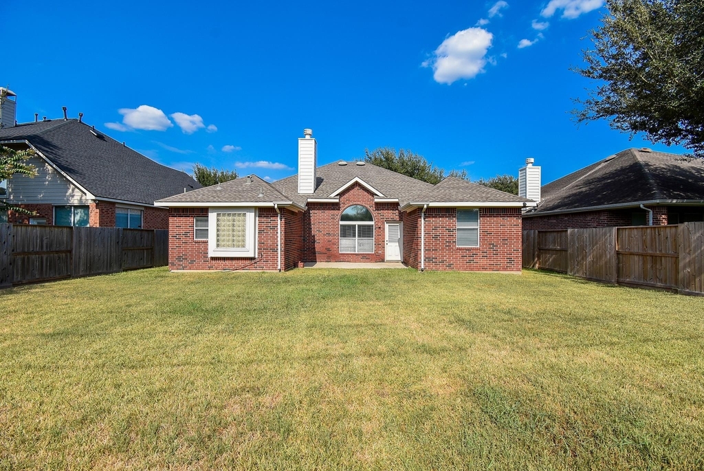 10727 Gilford Crest Drive - Photo 37