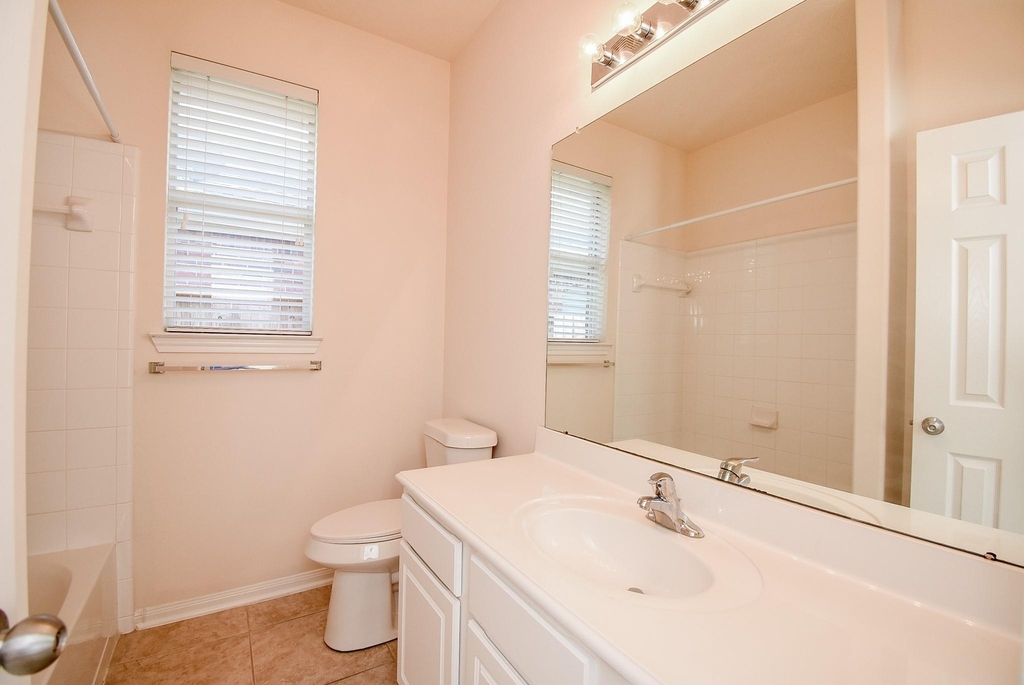 10727 Gilford Crest Drive - Photo 43