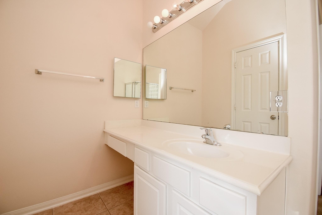 10727 Gilford Crest Drive - Photo 23