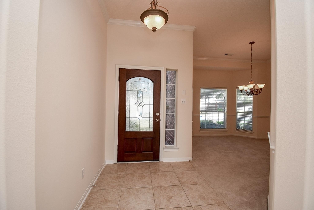 10727 Gilford Crest Drive - Photo 3