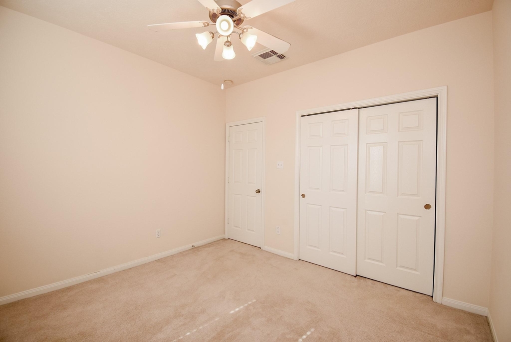 10727 Gilford Crest Drive - Photo 40