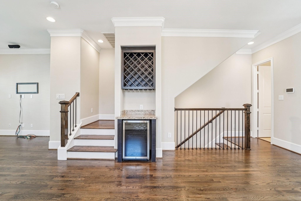 2421 Beall Street - Photo 11