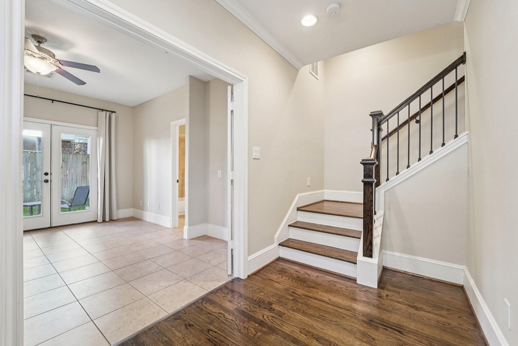 2421 Beall Street - Photo 8