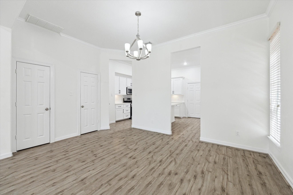 13639 Brookbluff Lane - Photo 8